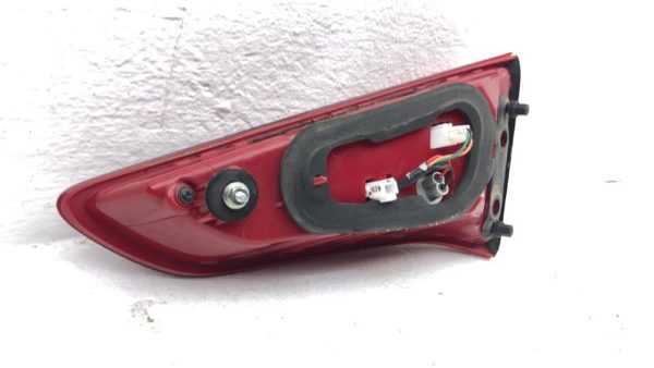 16-18 Tucson Driver Left Tail Light Brake Lamp Rear Inner Led Gate Mounted — photo 9