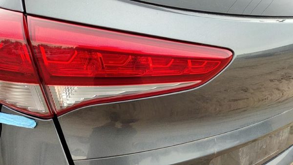 16-18 Tucson Driver Left Tail Light Brake Lamp Rear Inner Led Gate Mounted — photo 2