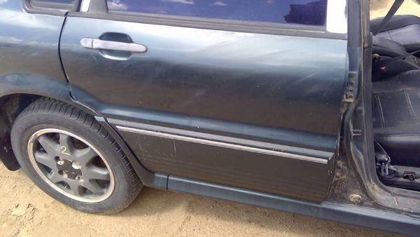 1991 Mitsubishi Galant VR-4 Passenger Right Rear Door Shell OEM Back RH Green — photo 2