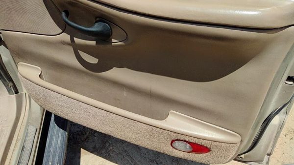 98 99 Navigator Passenger Right Front Inside Door Trim Panel Wth Switches Tan Kx — photo 7
