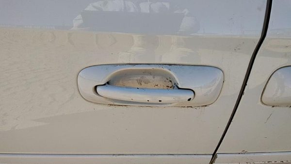 2001-2007 Dodge Caravan Passenger Right Rear Outside Door Handle Back White Pw1 — photo 2