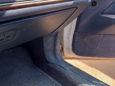 1990-1997 Lincoln Town Car Passenger Right Lower Kick Trim Panel Oem Blue Dp