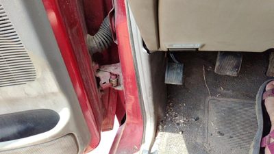 1999-2001 Mazda B2500 Driver Left Lower Kick Trim Panel Oem Gray V2