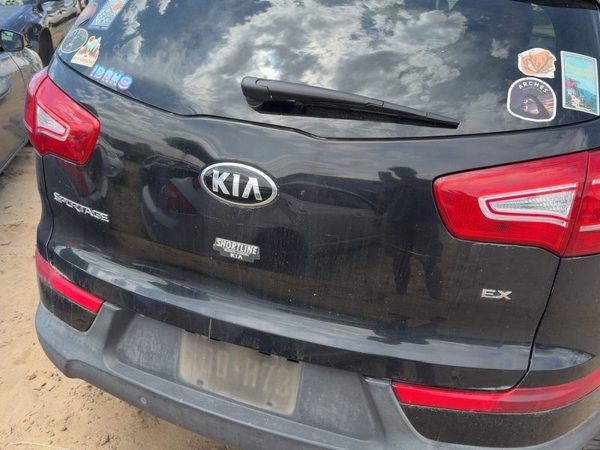 2013 Kia Sportage Trunk/decklid/hatch/tailgate Black 9P — photo 4