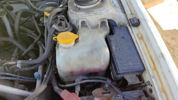 00-04 Legacy Outback Windshield Washer Fluid Reservoir With Pump Oem Wiper Tank — photo 4