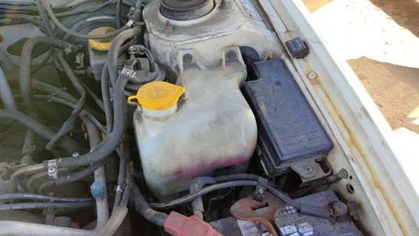 00-04 Legacy Outback Windshield Washer Fluid Reservoir With Pump Oem Wiper Tank — photo 6