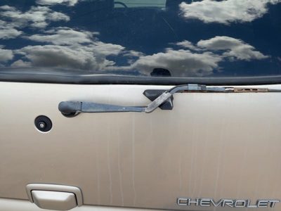 00-06 Chevy Suburban Back Glass Wiper Arm Oem Rear Window Blade Liftgate Hatch