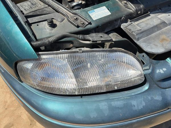 1999 Chevy Lumina Passenger Right Head Light Assembly OEM Front Lamp 10420376 — photo 2