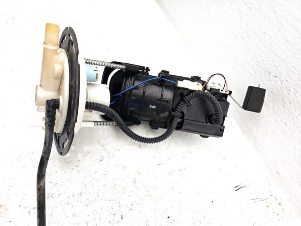 2005-2008 Pontiac G6 Complete Fuel Pump With Sending Unit Gas Level Oem 3.5L — photo 5