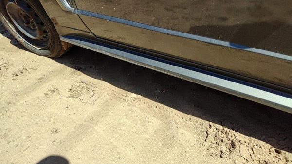 2003 Ford Mustang Rocker Moulding RH Passenger Right Lower Panel Side Skirt OEM — photo 5