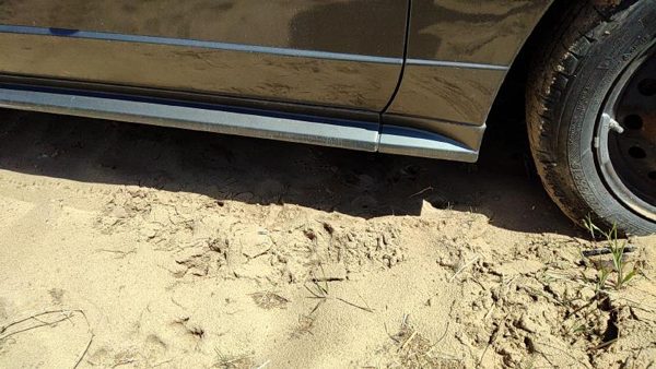 2003 Ford Mustang Rocker Moulding RH Passenger Right Lower Panel Side Skirt OEM — photo 2
