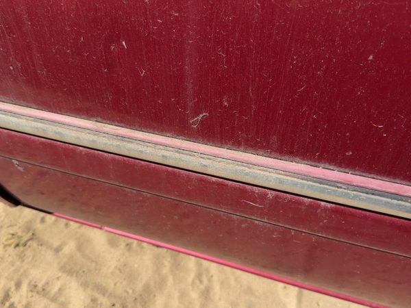 96 Town & Country Driver Left Rear Moulding From Door Back Candy Apple Red Ph2 — photo 5