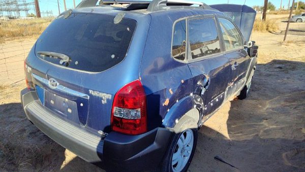 2006 Hyundai Tucson — vehicle photo 3
