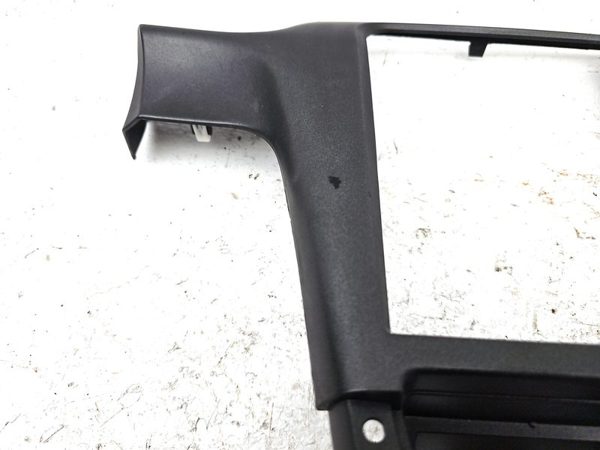 2000-2004 Subaru Legacy Trim Bezel Around Radio Surround Dash Panel Oem — photo 8
