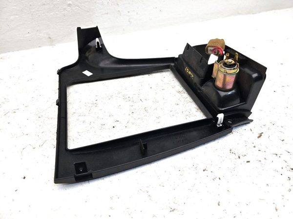 2000-2004 Subaru Legacy Trim Bezel Around Radio Surround Dash Panel Oem — photo 13