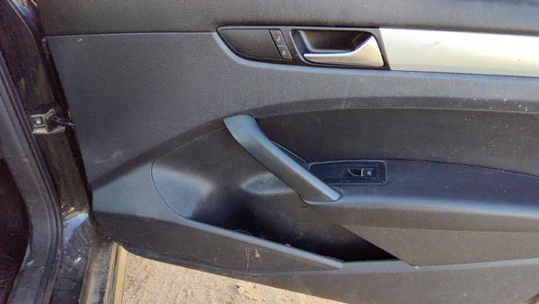2012-2019 Vw Passat Passenger Right Front Door Trim Panel With Switches Black Tb — photo 5