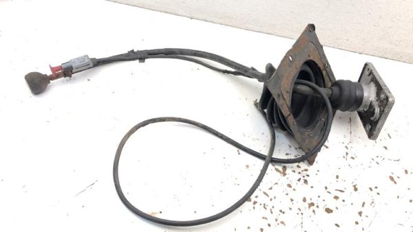 1987 International S1700 S Series Floor Shifter Spicer 4054D Manual Transmission — photo 2