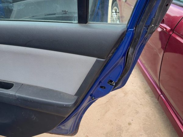 11-12 Sentra Passenger Right Rear Door Trim Panel With Switches Back Charcoal X — photo 3