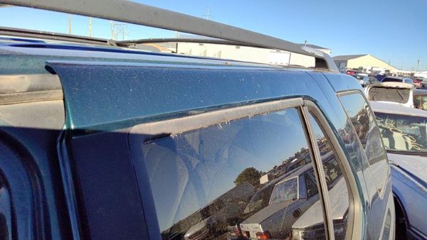 2000 Honda Passport Rear Door LH Hgm Huntsman Green — photo 2