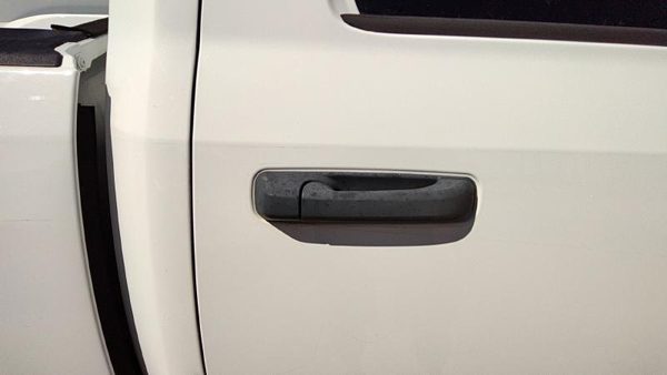 2016 Ram 1500 Outside Door Handle RH Dodge White PW7 — photo 5
