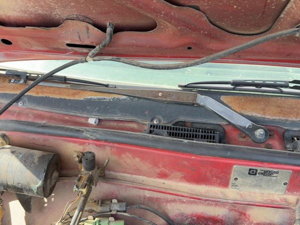 1987-1988 Toyota FX Passenger Right Windshield Wiper Arm OEM Blade Lever — photo 3