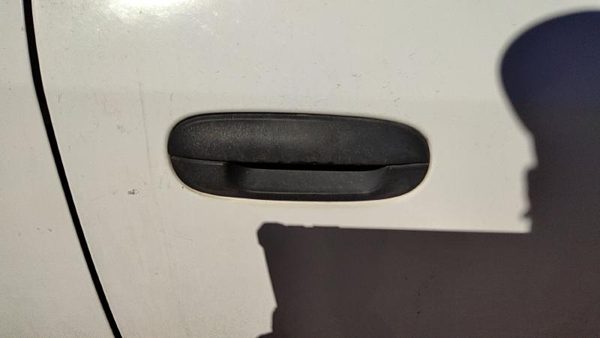 2002-2009 Gmc Envoy Passenger Right Front Outside Door Handle Oem 15291304 — photo 2