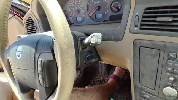 2001 Volvo V70 Steering Column Xc — photo 3