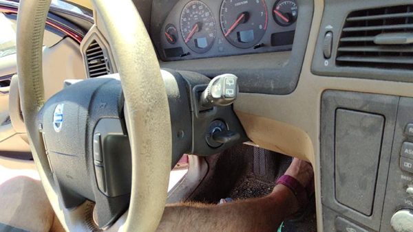 2001 Volvo V70 Steering Column Xc — photo 5