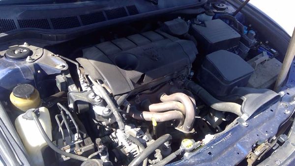 2011 Toyota Camry — vehicle photo 2