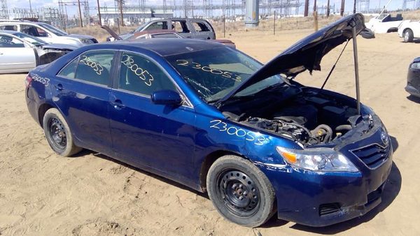2011 Toyota Camry — vehicle photo 1