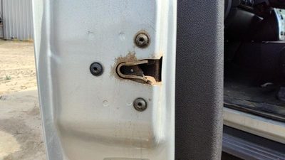 2010-2014 Chevy Tahoe Driver Left Front Door Latch With Rods/cables Oem 22785467