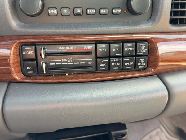 00-05 Buick Lesabre Temperature Control Module In Dash Heater Ac Head Unit Oem — photo 1