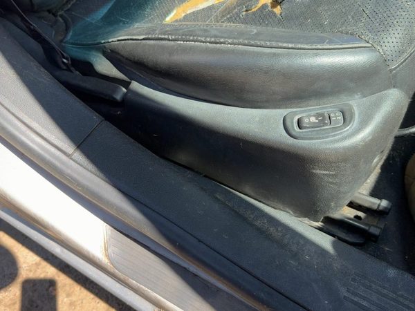 05 G6 Passenger Right Side Power Seat Switch With Trim Panel Oem Ebony 192 — photo 4