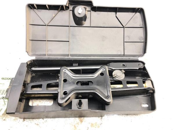 1999 Buick Lesabre Complete Jack Set With Tools Oem Storage Box — photo 1