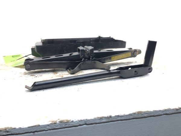 1999 Buick Lesabre Complete Jack Set With Tools Oem Storage Box — photo 7