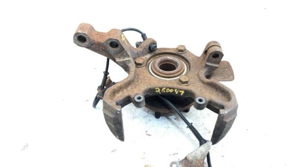 99-04 300M Passenger Right Front Spindle Steering Knuckle With Wheel Hub — photo 7