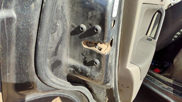 2008-2011 Ford Focus Driver Left Rear Door Latch With Rods/Cables Oem Back — photo 3