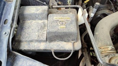 1998-2008 Ford F150 Windshield Washer Fluid Reservoir With Pump Oem Wiper Tank