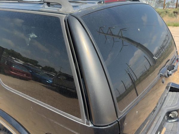 1998-2005 Chevy S10 Blazer 4 Door Driver Left Rear Upper Corner Trim Panel — photo 4