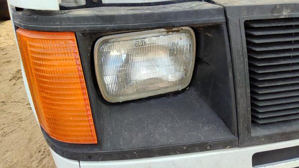 1985-1994 Gmc Safari Passenger Right Head Light Oem Front Lamp 14066046 — photo 2