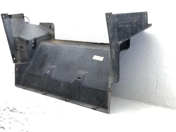 1986 Chevy Corvette C4 5.7L Radiator Front Duct Assembly Ram Air Inlet Shield — photo 1