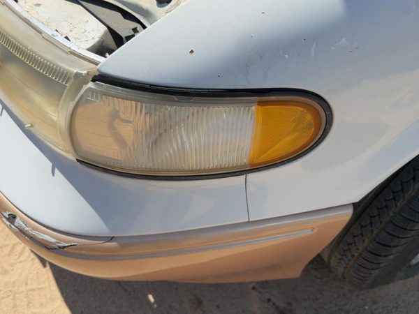 96-98 Villager Driver Left Front Turn Signal Light Lamp Oem Fender Mounted — photo 3