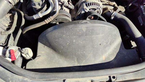 05-08 Jeep Grand Cherokee Radiator Cooling Fan Shroud Oem Plastic Housing 4.7L — photo 2