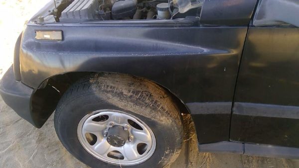 1989-1998 Geo Tracker Driver Left Front Fender Oem Black 5880060811 — photo 4