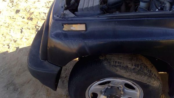 1989-1998 Geo Tracker Driver Left Front Fender Oem Black 5880060811 — photo 6