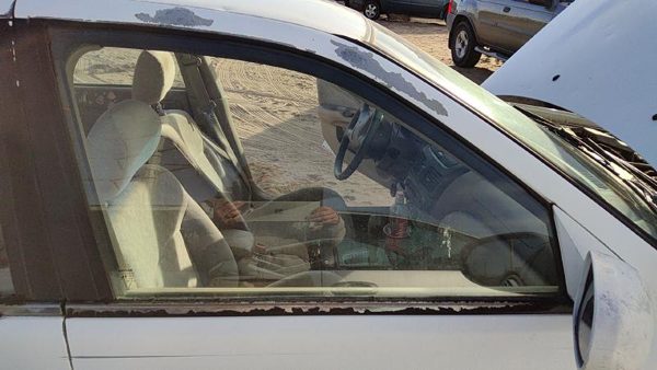 2000-2006 Nissan Sentra Passenger Right Front Side Window Door Glass Oem — photo 1