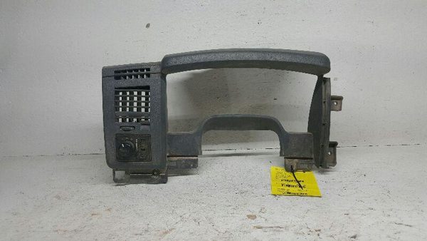2006 Dodge Ram 2500 Speedometer Dash Trim Bezel Surround Panel Hemi Cummins — photo 1