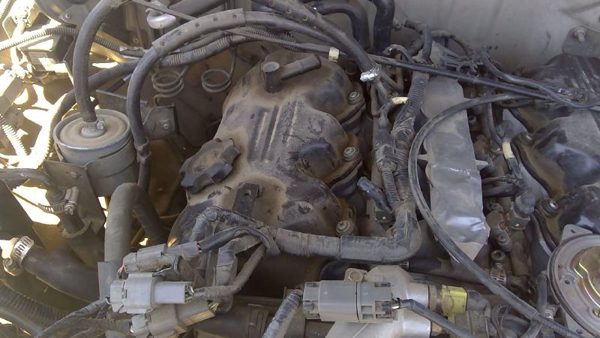 1994 Nissan Pathfinder Passenger Right Valve Cover SOHC 3.0L — photo 2
