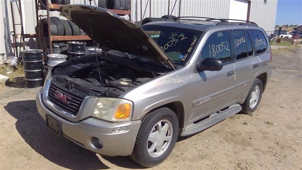 2002 GMC Envoy — vehicle photo 1