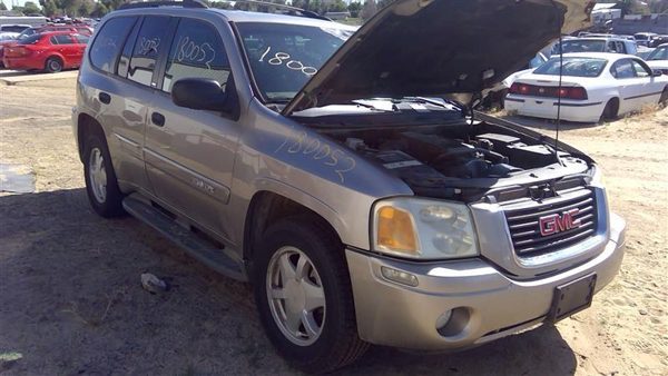 2002 GMC Envoy — vehicle photo 7